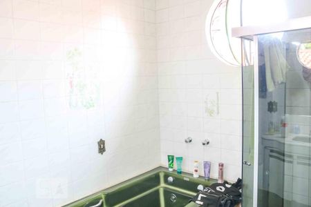 Casa para alugar com 300m², 4 quartos e 4 vagas Casa para alugar com 300m², 4 quartos e 4 vagasBanheiro da Suíte