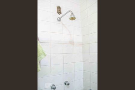 Casa para alugar com 300m², 4 quartos e 4 vagas Casa para alugar com 300m², 4 quartos e 4 vagasBanheiro da Suíte