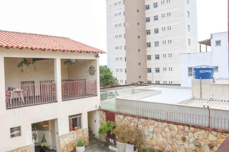 Casa para alugar com 300m², 4 quartos e 4 vagas Casa para alugar com 300m², 4 quartos e 4 vagasQuarto 1