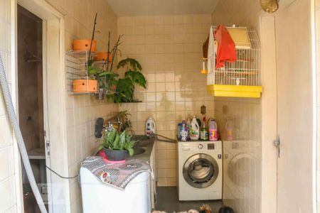 Casa para alugar com 300m², 4 quartos e 4 vagas Casa para alugar com 300m², 4 quartos e 4 vagasLavanderia