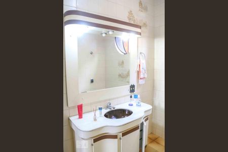 Casa para alugar com 300m², 4 quartos e 4 vagas Casa para alugar com 300m², 4 quartos e 4 vagasLavabo