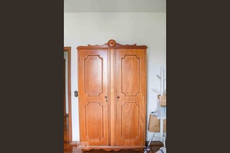 Casa para alugar com 300m², 4 quartos e 4 vagas Casa para alugar com 300m², 4 quartos e 4 vagasQuarto 3