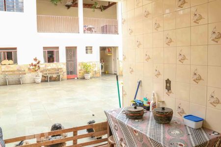 Casa para alugar com 300m², 4 quartos e 4 vagas Casa para alugar com 300m², 4 quartos e 4 vagasÁrea de Serviço