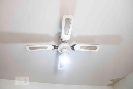 Casa para alugar com 300m², 4 quartos e 4 vagas Casa para alugar com 300m², 4 quartos e 4 vagasQuarto 1