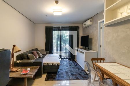 Sala e cozinha de apartamento à venda com 1 quarto, 49m² em Itaim Bibi, São Paulo