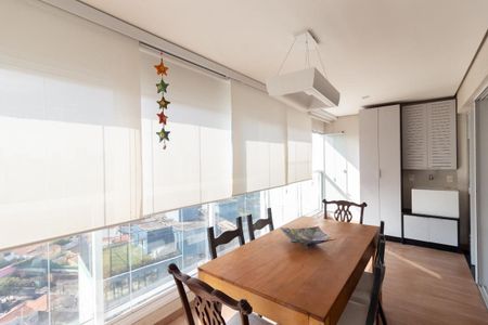 Varanda de apartamento à venda com 1 quarto, 57m² em Pinheiros, São Paulo