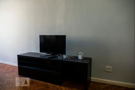 Sala de kitnet/studio para alugar com 1 quarto, 30m² em Copacabana, Rio de Janeiro