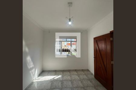 Sala de casa à venda com 2 quartos, 85m² em Jardim Trussardi, São Paulo