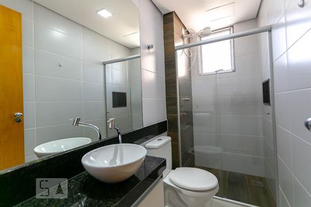 Banheiro de apartamento para alugar com 1 quarto, 40m² em Ouro Preto, Belo Horizonte