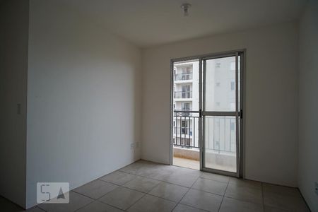 Sala de apartamento para alugar com 2 quartos, 35m² em Igara, Canoas