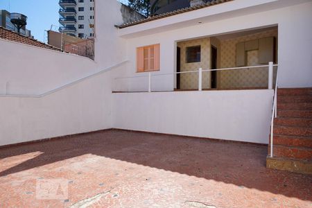Casa à venda com 264m², 3 quartos e 4 vagas Casa à venda com 264m², 3 quartos e 4 vagasQuintal