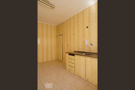 Casa à venda com 264m², 3 quartos e 4 vagas Casa à venda com 264m², 3 quartos e 4 vagasCozinha