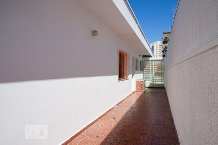 Casa à venda com 264m², 3 quartos e 4 vagas Casa à venda com 264m², 3 quartos e 4 vagasQuintal