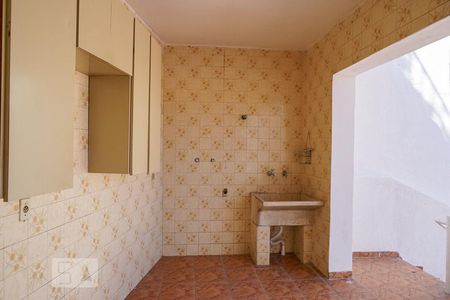 Casa à venda com 264m², 3 quartos e 4 vagas Casa à venda com 264m², 3 quartos e 4 vagasÁrea de Serviço