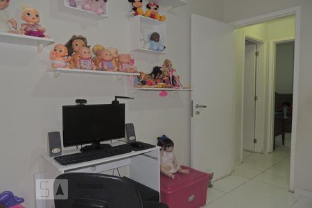 Quarto 1 de apartamento à venda com 2 quartos, 90m² em Taquara, Rio de Janeiro