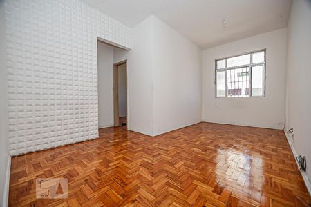 Sala de apartamento à venda com 2 quartos, 75m² em Fátima, Niterói