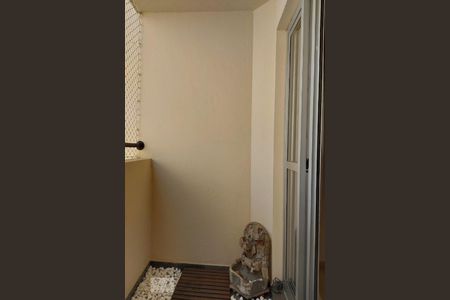 Sacada de apartamento à venda com 3 quartos, 75m² em Jaguaribe, Osasco