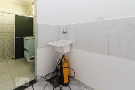 Área de Serviço de casa para alugar com 2 quartos, 35m² em Vila Santa Clara, São Paulo