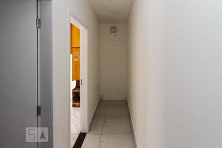 Corredor de casa para alugar com 2 quartos, 35m² em Vila Santa Clara, São Paulo