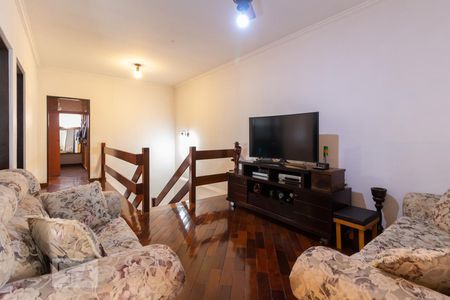 Sala de TV de casa à venda com 4 quartos, 330m² em Adalgisa, Osasco