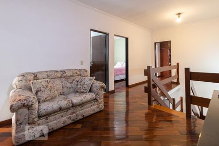 Sala de TV de casa à venda com 4 quartos, 330m² em Adalgisa, Osasco