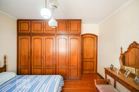 Casa para alugar com 268m², 3 quartos e 6 vagas Casa para alugar com 268m², 3 quartos e 6 vagasQuarto 03