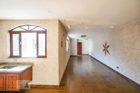 Casa para alugar com 268m², 3 quartos e 6 vagas Casa para alugar com 268m², 3 quartos e 6 vagasSalão edícola