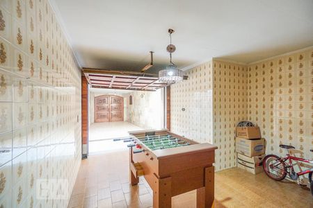 Casa para alugar com 268m², 3 quartos e 6 vagas Casa para alugar com 268m², 3 quartos e 6 vagasGaragem