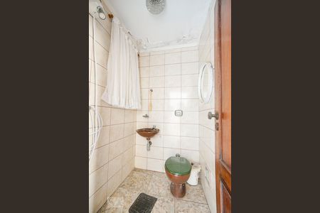 Casa para alugar com 268m², 3 quartos e 6 vagas Casa para alugar com 268m², 3 quartos e 6 vagasBanheiro de serviço