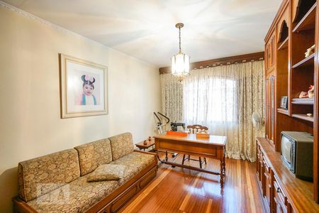 Casa para alugar com 268m², 3 quartos e 6 vagas Casa para alugar com 268m², 3 quartos e 6 vagasQuarto 02