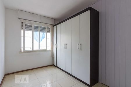 Quarto de kitnet/studio para alugar com 1 quarto, 37m² em Protásio Alves, Porto Alegre