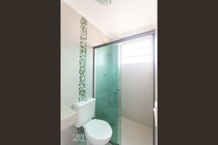 Banheiro da Suíte de apartamento para alugar com 2 quartos, 65m² em Rudge Ramos, São Bernardo do Campo