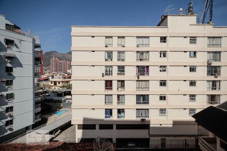 Vista Sala de apartamento à venda com 2 quartos, 62m² em Todos Os Santos, Rio de Janeiro