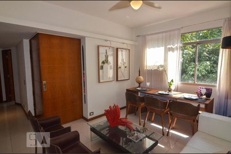 Sala de apartamento para alugar com 2 quartos, 65m² em Flamengo, Rio de Janeiro