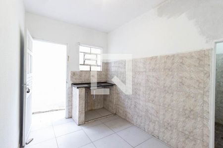 Cozinha de casa para alugar com 1 quarto, 43m² em Jardim Peri, São Paulo