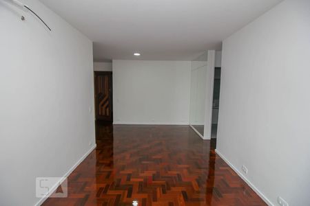 Sala de apartamento para alugar com 1 quarto, 67m² em Flamengo, Rio de Janeiro