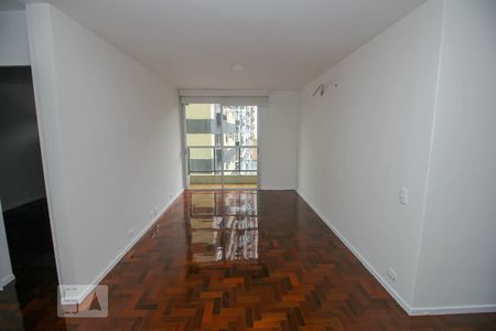 Sala de apartamento para alugar com 1 quarto, 67m² em Flamengo, Rio de Janeiro