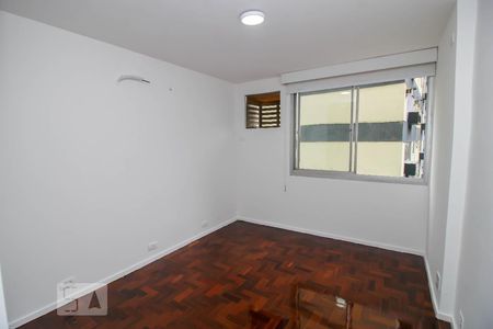 Quarto 1 de apartamento para alugar com 1 quarto, 67m² em Flamengo, Rio de Janeiro