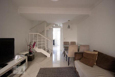 Sala de casa de condomínio à venda com 2 quartos, 72m² em Jardim Sarah, São Paulo