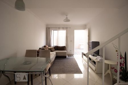 Sala de casa de condomínio à venda com 2 quartos, 84m² em Jardim Sarah, São Paulo