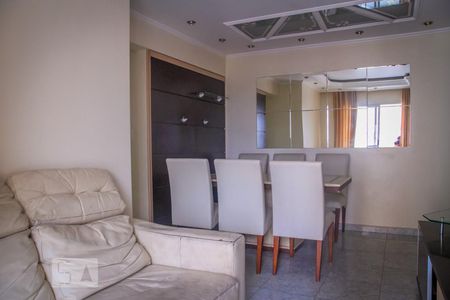 Sala de apartamento para alugar com 3 quartos, 64m² em Vila Ema, São Paulo