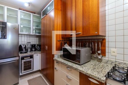 Casa de condomínio à venda com 240m², 2 quartos e 3 vagas Casa de condomínio à venda com 240m², 2 quartos e 3 vagasCozinha