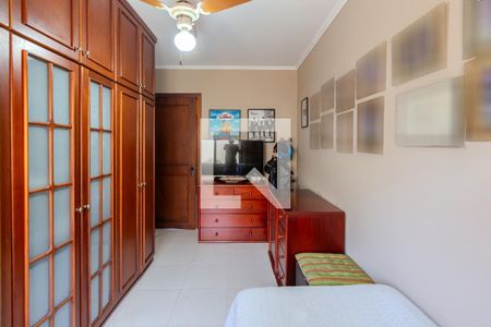 Casa de condomínio à venda com 240m², 2 quartos e 3 vagas Casa de condomínio à venda com 240m², 2 quartos e 3 vagasQuarto 2