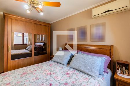 Casa de condomínio à venda com 240m², 2 quartos e 3 vagas Casa de condomínio à venda com 240m², 2 quartos e 3 vagasSuíte