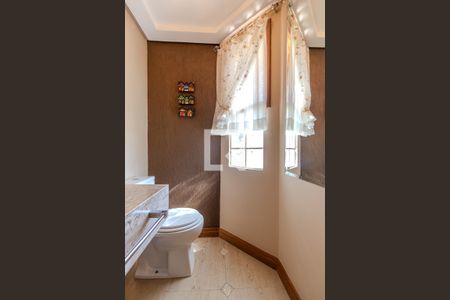 Casa de condomínio à venda com 240m², 2 quartos e 3 vagas Casa de condomínio à venda com 240m², 2 quartos e 3 vagasLavabo