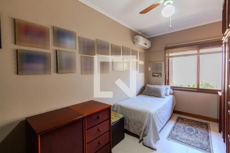 Casa de condomínio à venda com 240m², 2 quartos e 3 vagas Casa de condomínio à venda com 240m², 2 quartos e 3 vagasQuarto 2