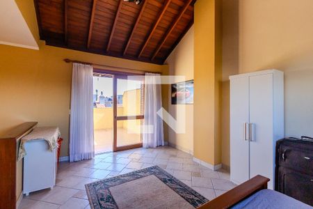 Casa de condomínio à venda com 240m², 2 quartos e 3 vagas Casa de condomínio à venda com 240m², 2 quartos e 3 vagasTerraço