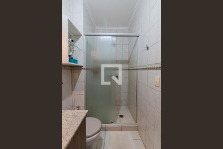 Casa de condomínio à venda com 240m², 2 quartos e 3 vagas Casa de condomínio à venda com 240m², 2 quartos e 3 vagasBanheiro Social