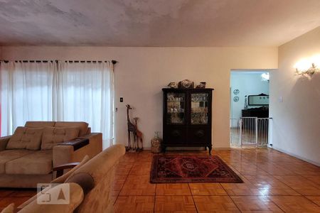 Sala de casa à venda com 4 quartos, 400m² em Cristal, Porto Alegre