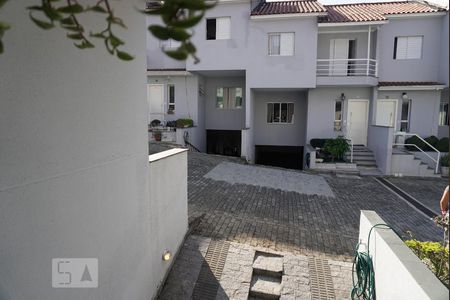 Vista da Sala de casa de condomínio para alugar com 2 quartos, 159m² em Vila Araguaia, São Paulo